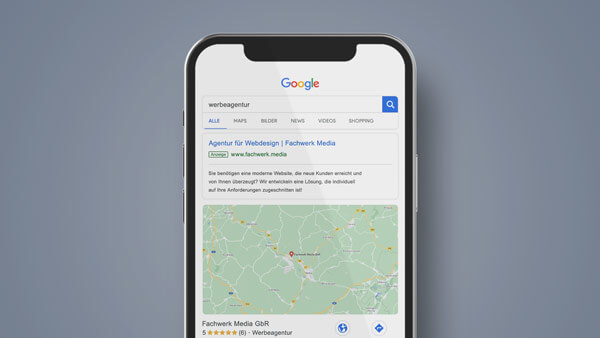 Smartphone mit Google-Anzeige